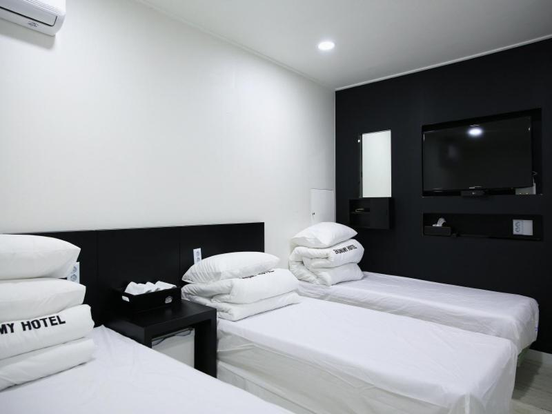Ekonomy Hotel Gumi Zewnętrze zdjęcie